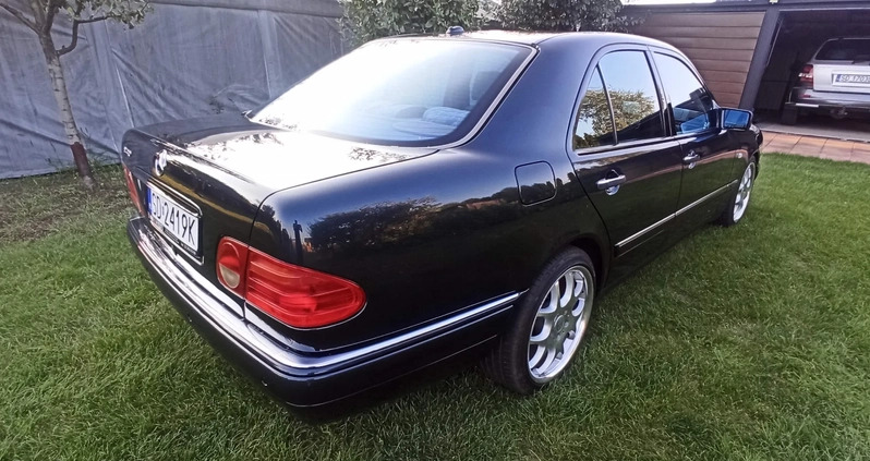 Mercedes-Benz Klasa E cena 29990 przebieg: 256352, rok produkcji 1998 z Jastrzębie-Zdrój małe 277